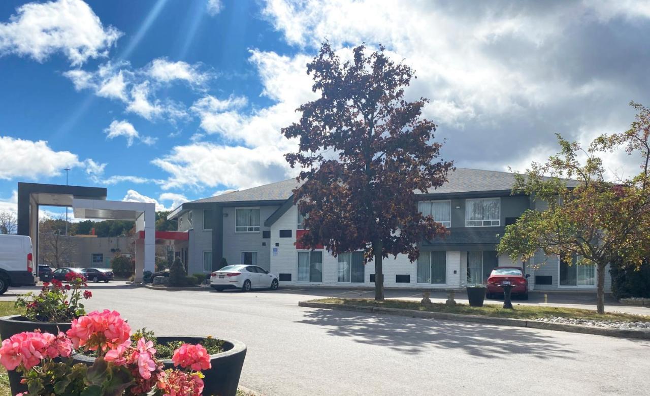 Comfort Inn Cambridge Exterior photo